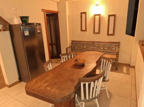 CASA 2/4 MELHOR LOCALIZAÇÃO DE PRAIA DO FORTE!!!!